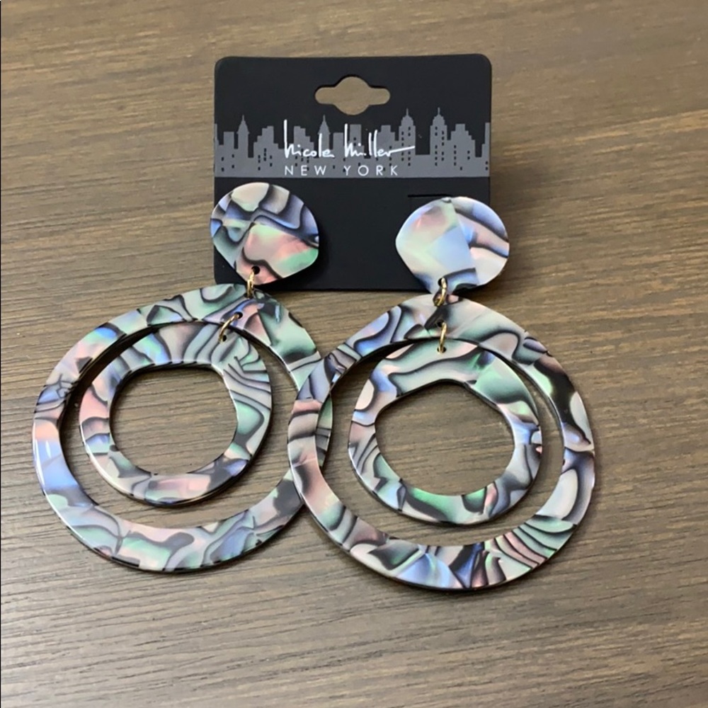 New! Nicole Miller multi color earrings. Gold link